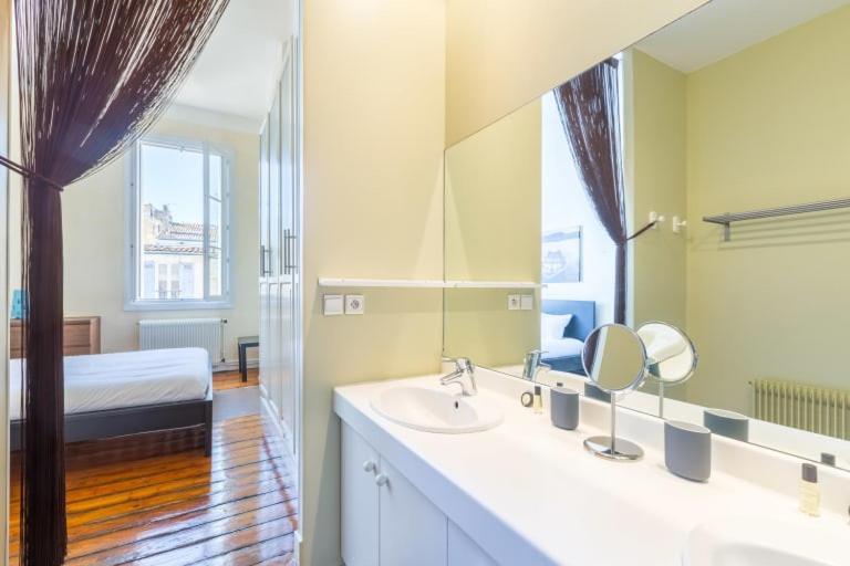Guestready - Duplex Lumineux Et Spacieux, 7 Personnes ボルドー エクステリア 写真
